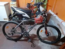 Sepeda Gunung THRIL AGENT XC.