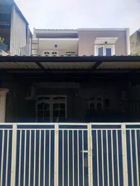 Dijual rumah strategis di kayu putih jakarta timur