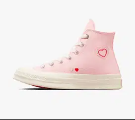 Converse Chuck 70 Hi Heart Trainers