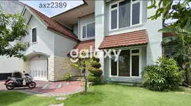 JUAL RUMAH KAWASAN ELITE SURABAYA TIMUR JALAN UTAMA