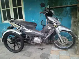 Sepeda Motor Roda Tiga Motor Disabilitas Daksa