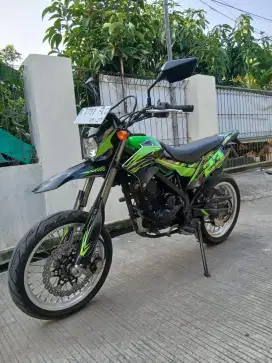 Kawasaki D-Tracker Supermoto siapp gasss lengkap pajak idupp