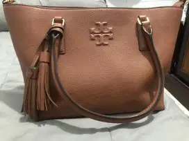 Tas tote wanita