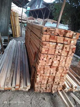 Kayu kaso balok papan dolken triplek