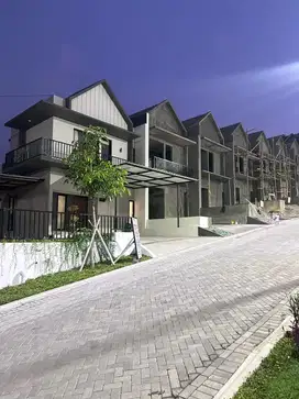 RUMAH SIAP HUNI 65/90 DI TEMBALANG