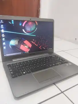 Laptop samsung tinggal pakai