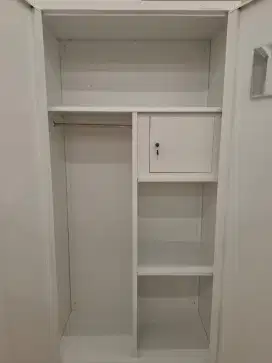 Lemari pakaian 2 pintu metal