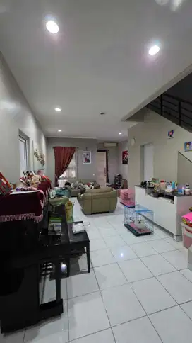 Dijual Cepat Rumah di Topaz PHG Gading Serpong