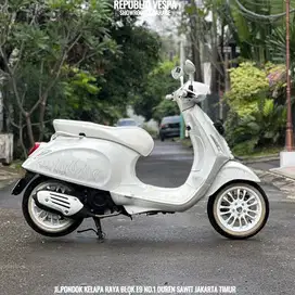 LOW KM Sprint X JUSTIN BEIBER 150cc tahun 2022 warna Full WHITE