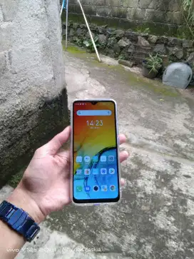 Infinix Hot 11 Play