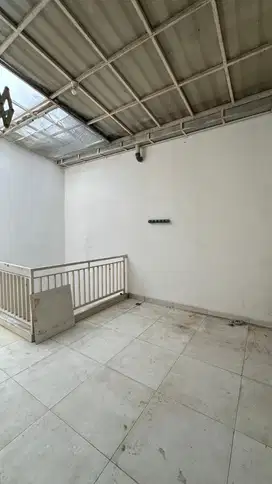 Dijual Rumah di Menagio Granada Paramount