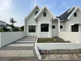 RUMAH ALA AMERICAN STYLE FREE FURNITURE DI PANDAAN, PASURUAN