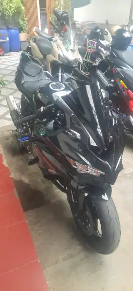 kawasaki zx25 r