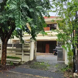 Disewakan Space Komersial Jalan Trunojoyo Surabaya Pusat
