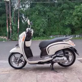 Scoopy ESp 2016 Mesin Cakep Bagus Lengkap