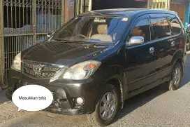 MOBIL AVANZA TAHUN 2006 HITAM
