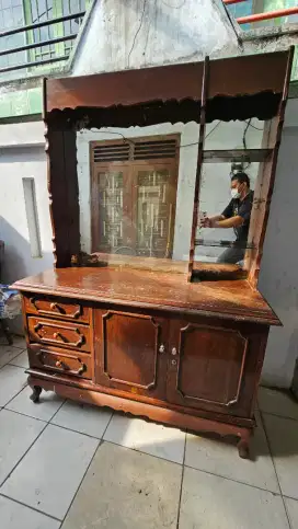 Meja rias kayu jati tua
