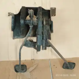 Set pedal kopling dan rem model gantung