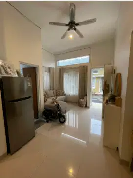 Jual rumah siap huni harga BU di town house permata cipadu