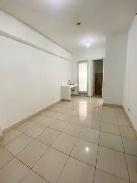 Green Bay Pluit sewa 2 Kamar Kosongan Free 1 AC View Kolam siap huni