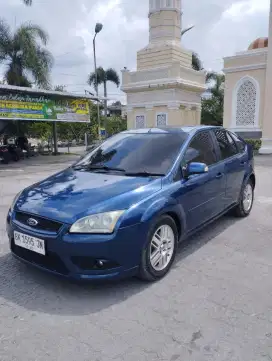 Ford Focus 1.8 Matic ( fiesta )