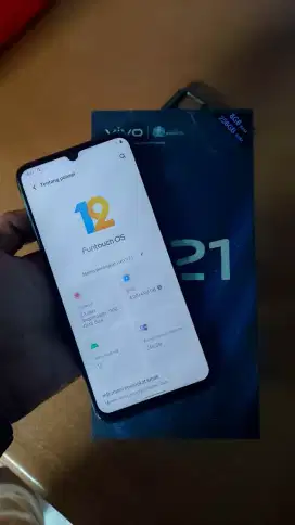 Vivo v21 ram 8/256gb