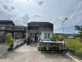 Perum Flower Krian Regency No 10 Kelurahan Katrungan Kec Krian Sda