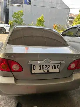 Dijual sedan Toyota Altis 2002