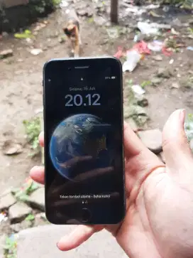Iphone se 2020 64 ex ibox