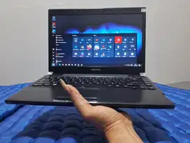 Portege 2.4GHz 4GB Win ORI Laptop Mewahnya Toshiba Slim SUPER Ringan