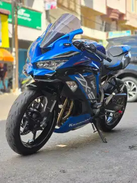 KAWASAKI ZX25R ABS KTRC BLUE