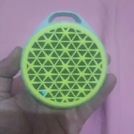 Speaker bluetooth wireless Logitech X50. Suara madep, ngebass