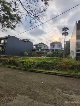 INVESTASI MASA DEPAN Tanah Dijual di Dago Resort dengan Harga Menarik