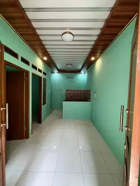 Rumah disewakan di Ciracas - 2 Kamar (Samping Taman Ciracas Ceria)