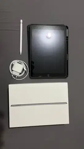 LIKE NEW! Ipad Gen 9 64GB Wifi Only Fullset, garansi s/d Maret 2026
