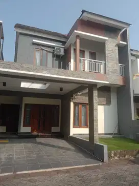 Rumah bagus siap huni dekat Blok O Janti