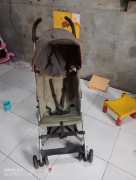 Stroller baby duduk maclaren