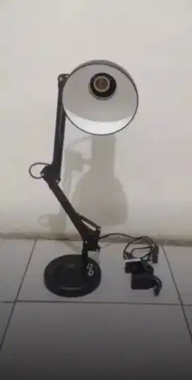 Lampu belajar arsitek meja