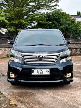 Toyota Vellfire Z AT 2011