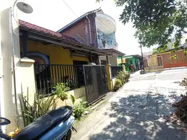 Rumah Murah 2Lt Dekat Solo Square Mall
