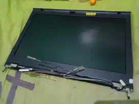 Di jual layar set untuk laptop thinkpad t420 kondisi oke