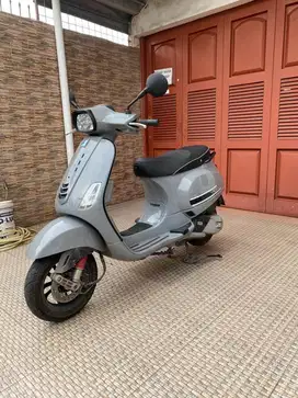 Vespa S125 IGET 2022