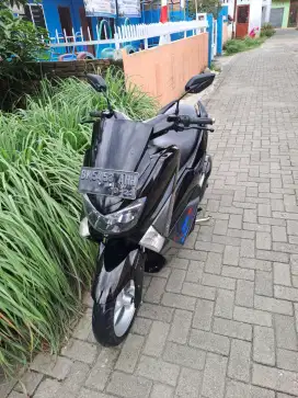 N.max ABS 155Cc THN 2017 Ss lengkap pemakaian cewek