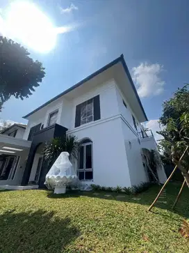 Rumah Baru Modern Design, Swimming Pool di Avani BSD City