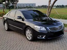 Toyota Camry 2.4 V AT 2010 LOW KM 2011