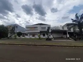 Dijual rumah bagus keren 2 lantai via lelang di kota wisata cibubur