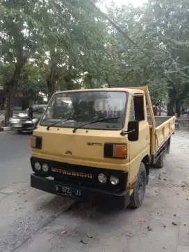 Mitsubishi engkel THN 1995