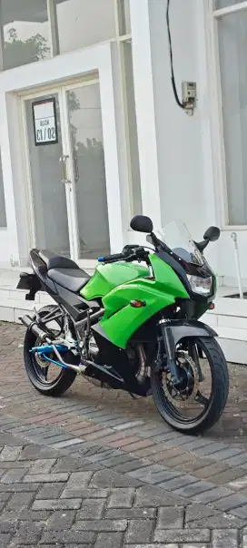 Jual cepat ninja rr new 150cc ss lengkap hidup