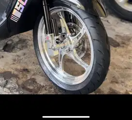 JUAL BEKAS VELG VND + BAN MAXXIS + SHOCK DEPAN VND MULUS, NEGO