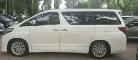 toyota alphard SC 2.4 AT 2013